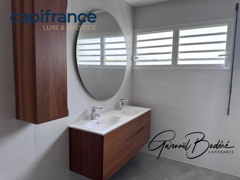 Villa - 226 m² - 6 pièces