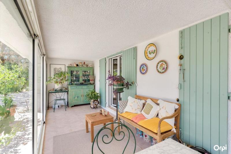 Maison - 246 m² - 7 pièces