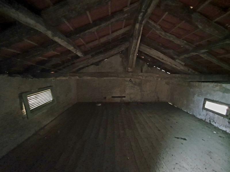 Maison - 185 m² - 9 pièces