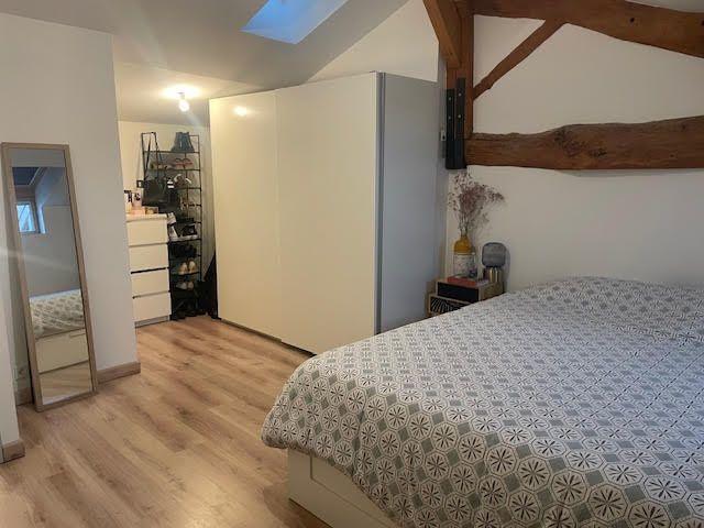 Appartement - 96 m² - 5 pièces