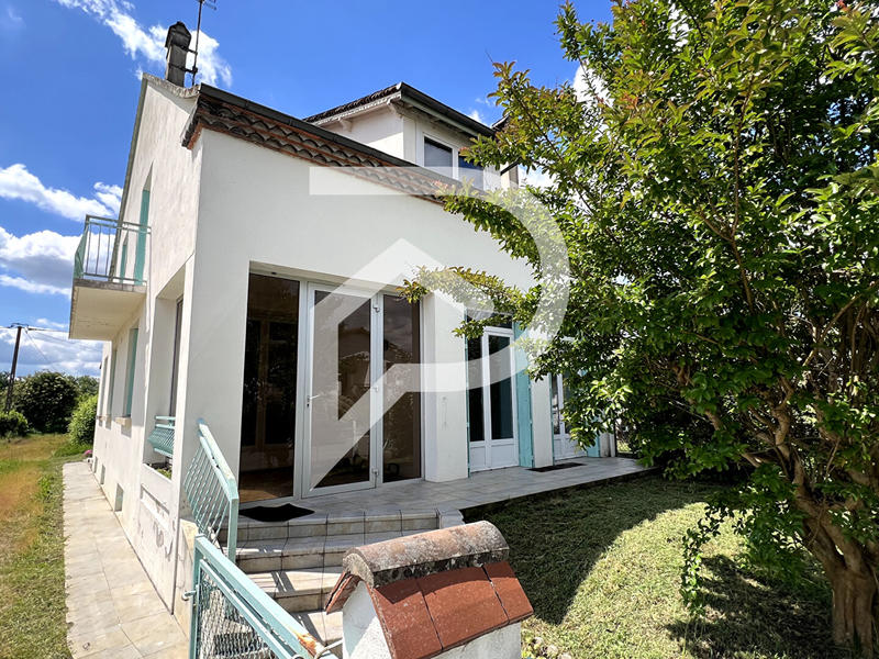 Maison - 152 m² - 6 pièces