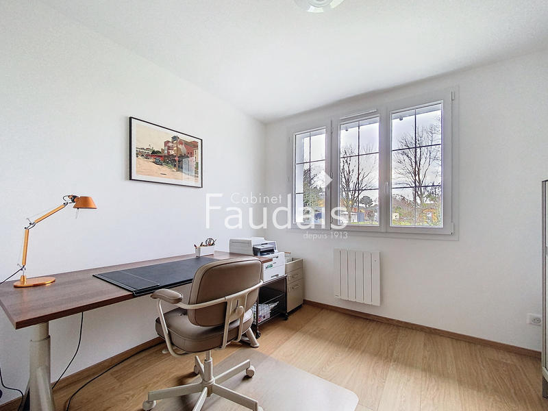 Maison - 148 m² - 8 pièces