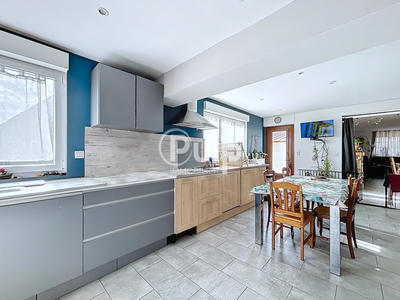 Maison - 153 m² - 6 pièces