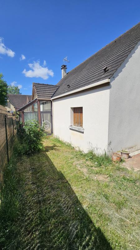 Maison traditionnelle - 94 m² - 4 pièces