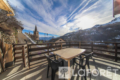 Maison - 96 m² - 3 pièces