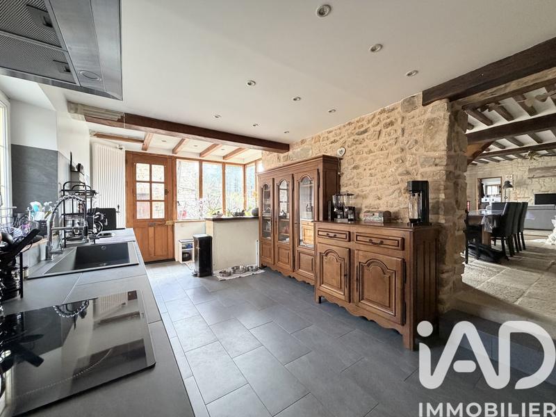 Maison - 136 m² - 7 pièces