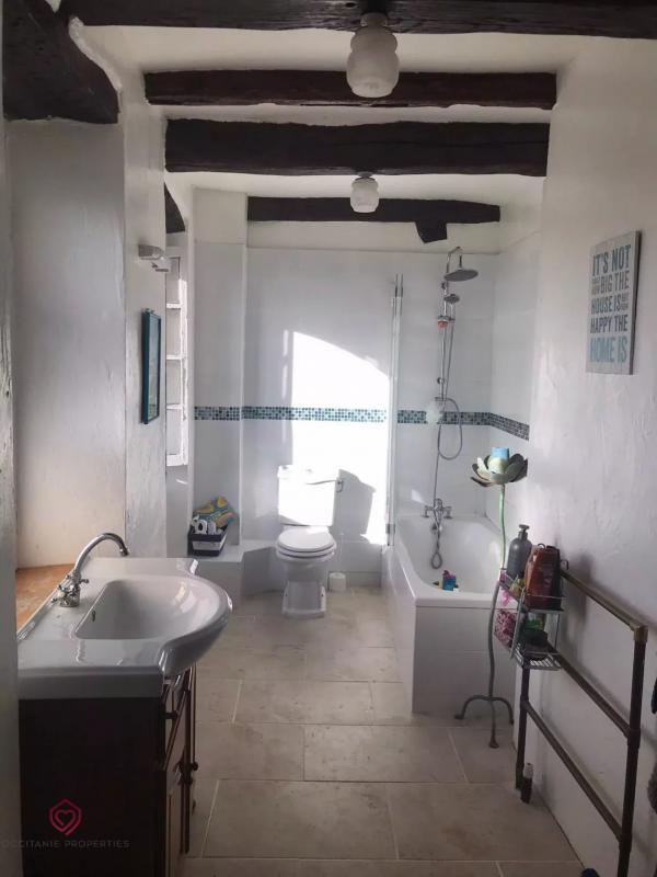 Propriété - 460 m² - 22 pièces