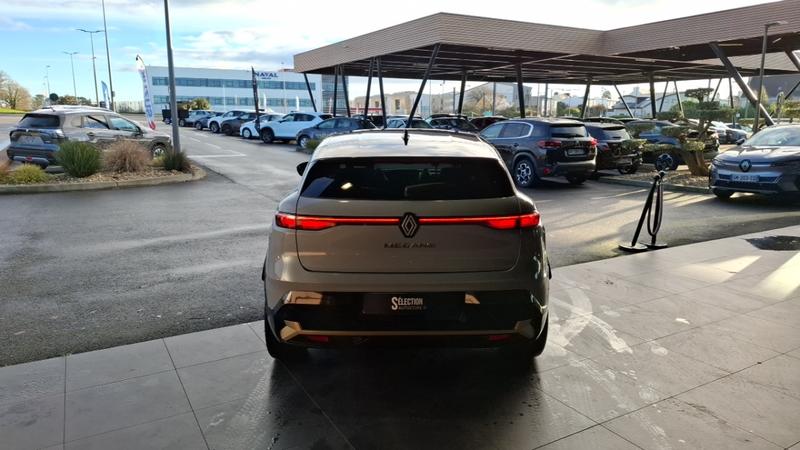 Renault Mégane E-Tech Ev60 220 Ch Super Charge Iconic