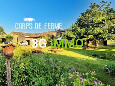 Corps de ferme - 135 m² - 4 pièces