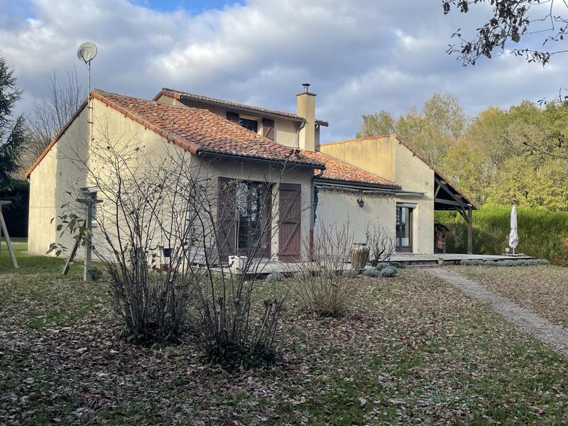 Maison - 140 m² - 5 pièces