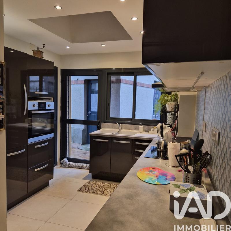 Maison - 80 m² - 5 pièces