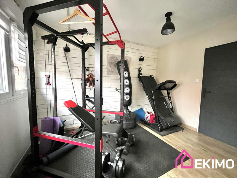 Maison traditionnelle - 115 m² - 7 pièces