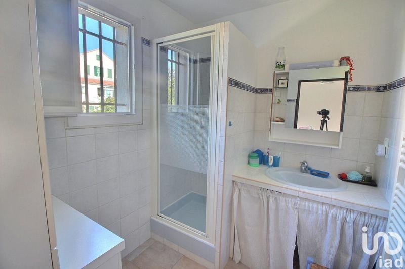 Maison - 275 m² - 5 pièces