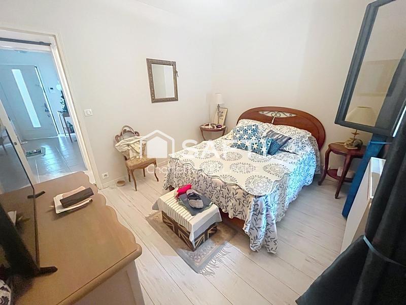 Maison - 207 m² - 9 pièces