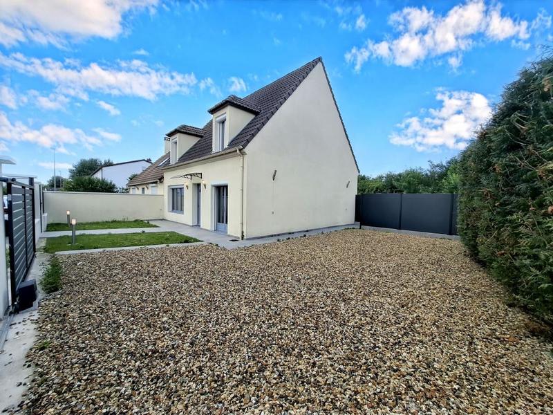 Maison - 110 m² - 5 pièces