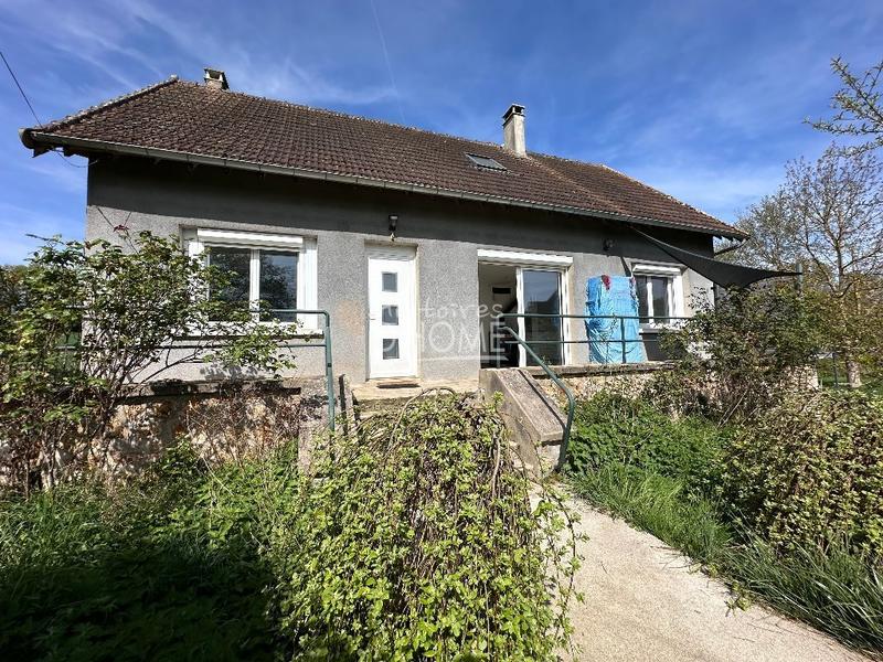 Maison - 110 m² - 4 pièces