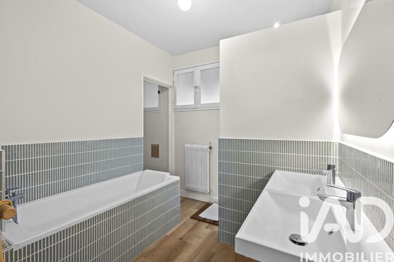 Appartement - 131 m² - 6 pièces