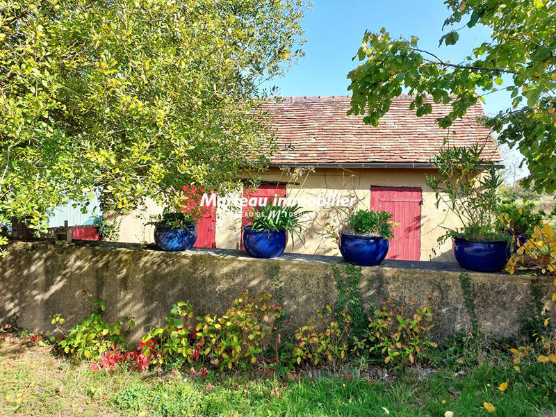 Maison - 250 m² - 8 pièces