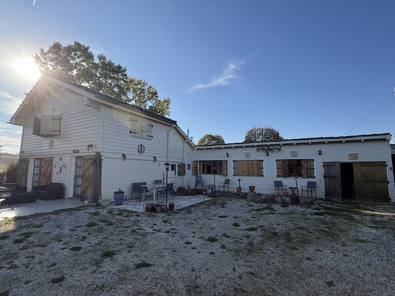 Maison - 123 m² - 6 pièces