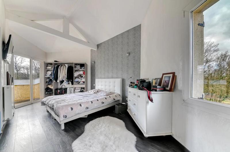 Maison d'architecte - 200 m² - 7 pièces