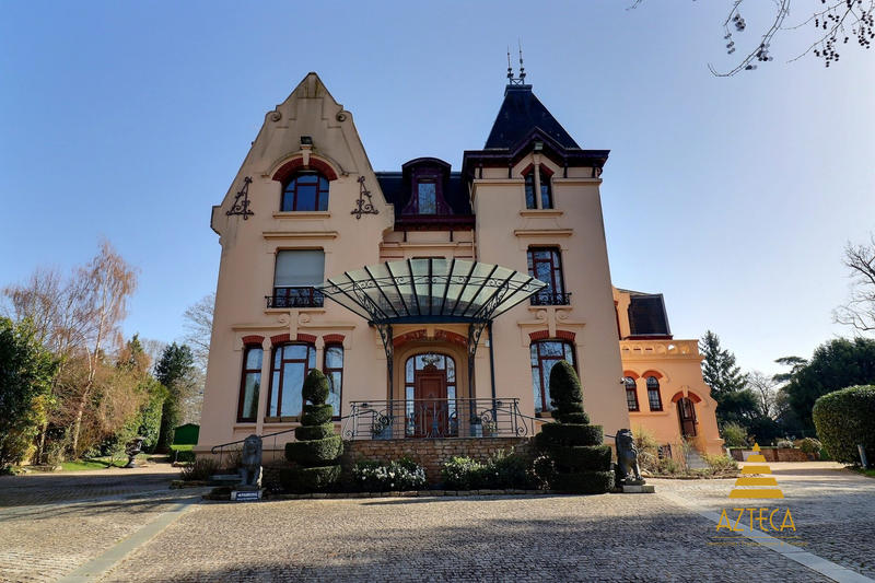 Manoir - 696 m² - 21 pièces