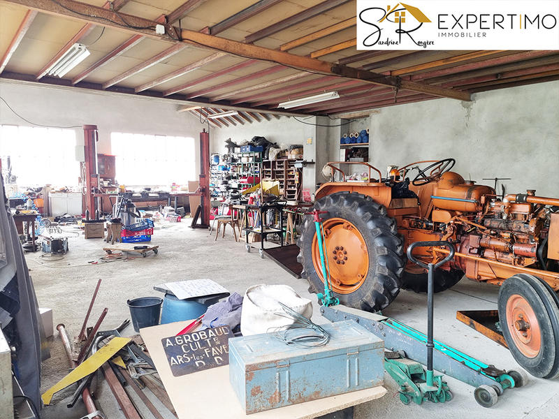 Maison - 231 m² - 10 pièces