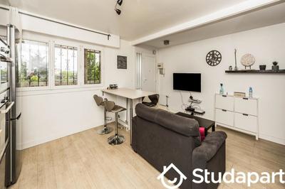 Chambre - 11 m² - 1 pièce