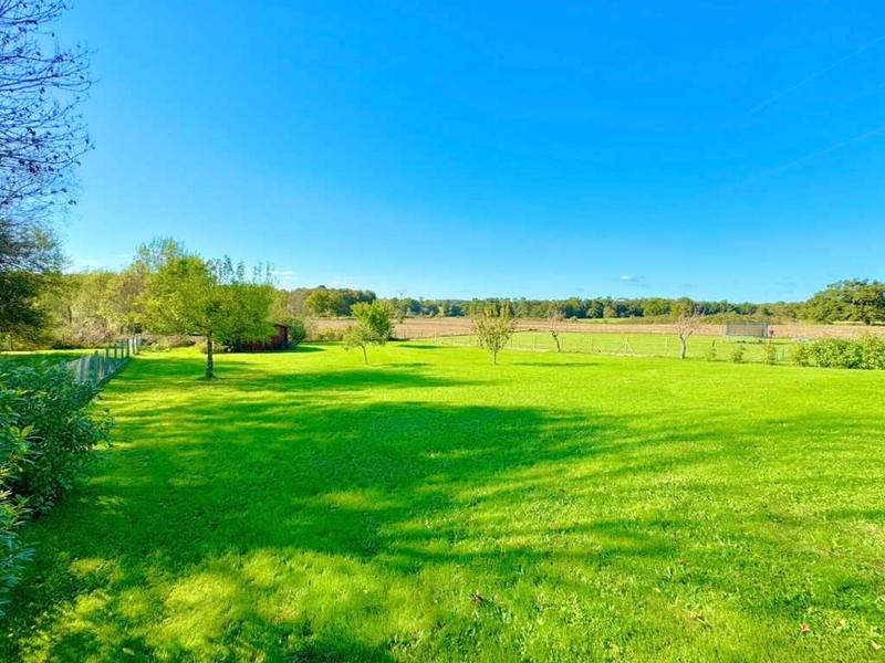 Maison - 250 m² - 7 pièces