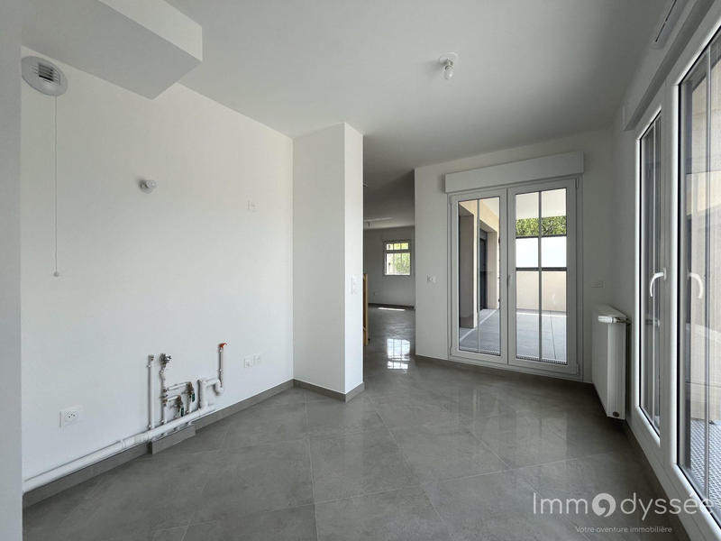 Appartement - 100 m² - 4 pièces