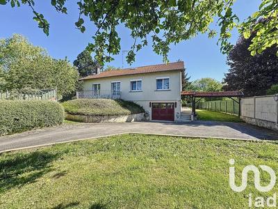 Maison - 88 m² - 5 pièces