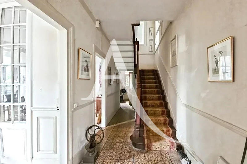 Maison - 182 m² - 5 pièces