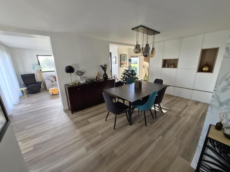 Maison - 151 m² - 7 pièces