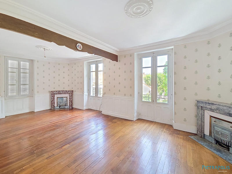 Maison - 135 m² - 7 pièces