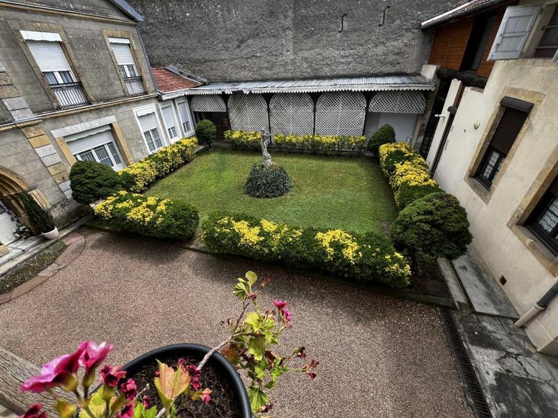 Maison de maîtres - 610 m²