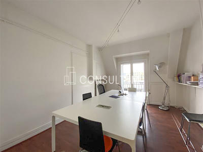 Bureau - 75 m²