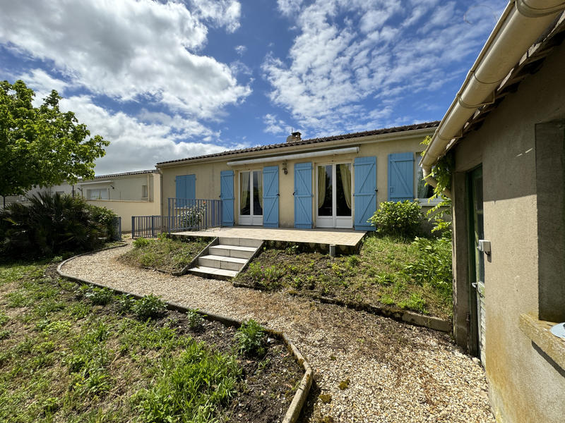 Maison - 104 m² - 4 pièces