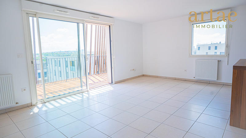 Appartement - 102 m² - 5 pièces