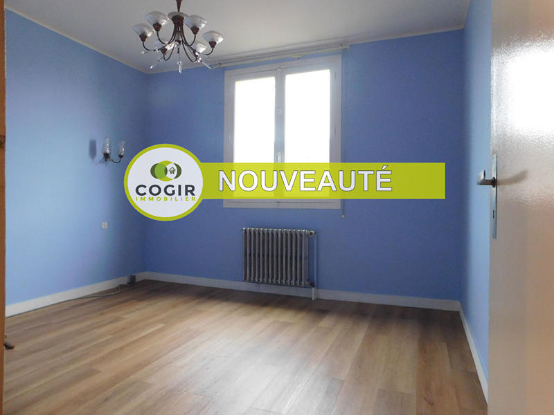 Maison - 80 m² - 5 pièces