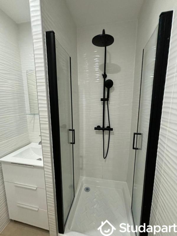 Appartement - 15 m² - 1 pièce