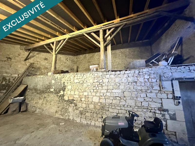 Maison - 200 m² - 2 pièces