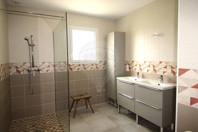 Maison - 144 m² - 5 pièces