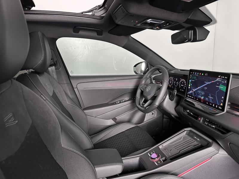 Volkswagen t-Roc Nouveau R-Line 1.5 E-Tsi 150ch Dsg Ja19 Toit Ouv Camera Iq.Light Keyless Black Pack
