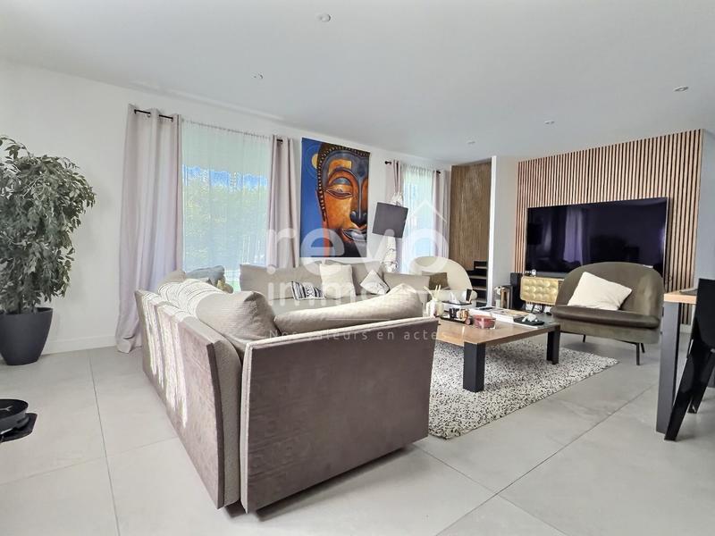 Maison - 178 m² - 4 pièces