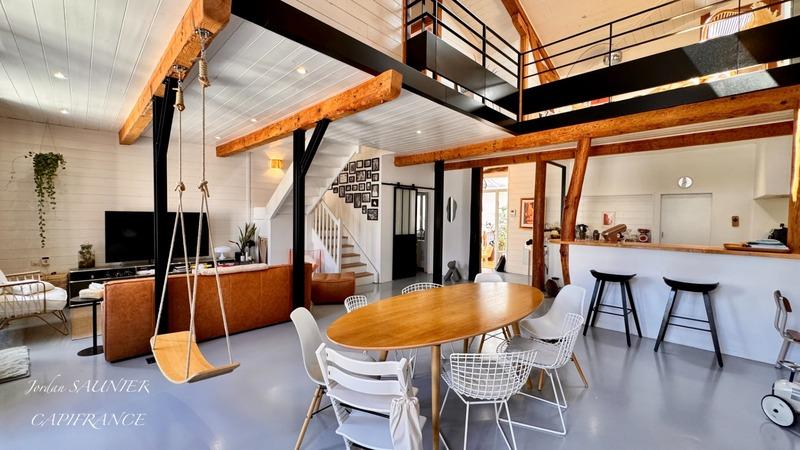 Maison de ville - 145 m² - 4 pièces