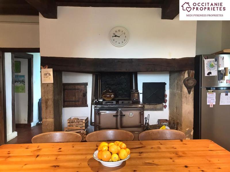 Propriété - 460 m² - 22 pièces