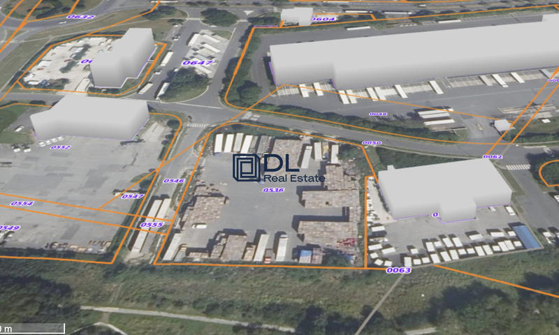 Terrain commercial - 5 607 m²