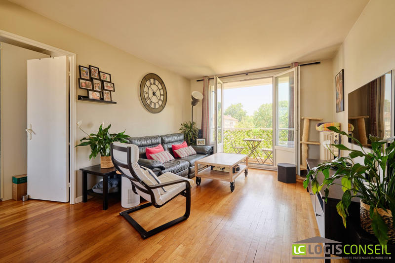 Appartement - 70 m² - 4 pièces