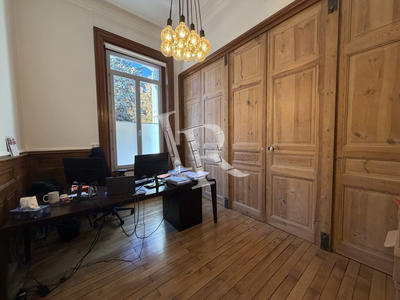 Bureau - 69 m² - 3 pièces