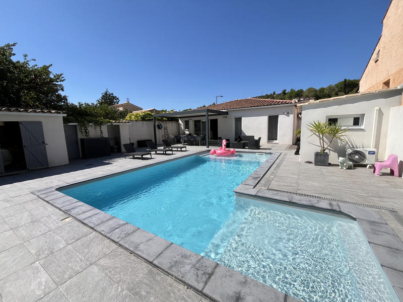 Maison - 95 m² - 4 pièces