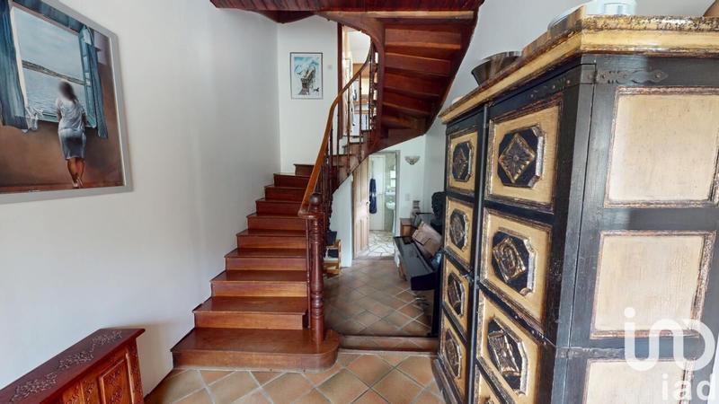 Maison - 162 m² - 8 pièces